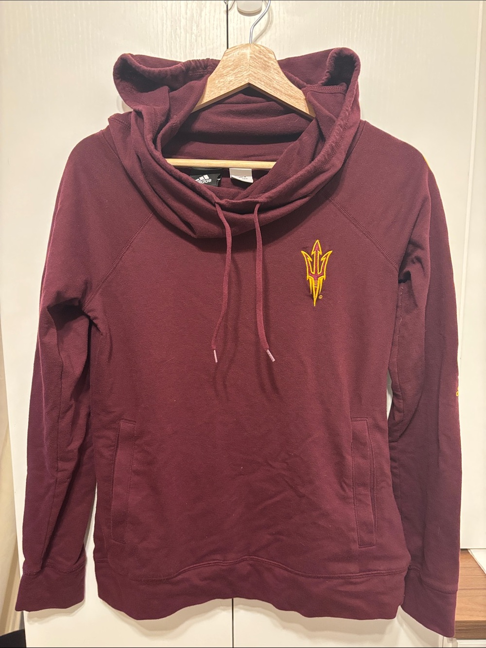 Maroon Hooded Sweatshirt with Yellow Pitchfork Logo - M